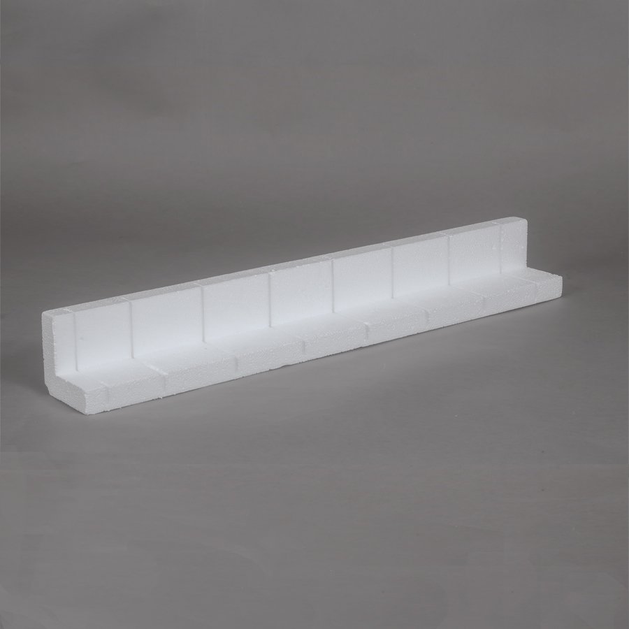 Kantenschutzleiste aus EPS mit regelmäßigen Sollbruchstellen zum individuellen Kürzen des Strangs Kantenschutzleiste aus EPS mit regelmäßigen Sollbruchstellen zum individuellen Kürzen des Strangs