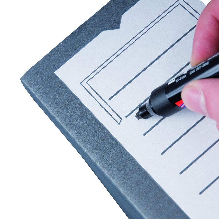 Eindeutige Kennzeichnung dank weißem Beschriftungsfeld möglich Eindeutige Kennzeichnung dank weißem Beschriftungsfeld möglich