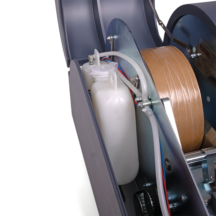 Lichtgeschützter Wasserbehälter - keine Algenbildung Lichtgeschützter Wasserbehälter - keine Algenbildung