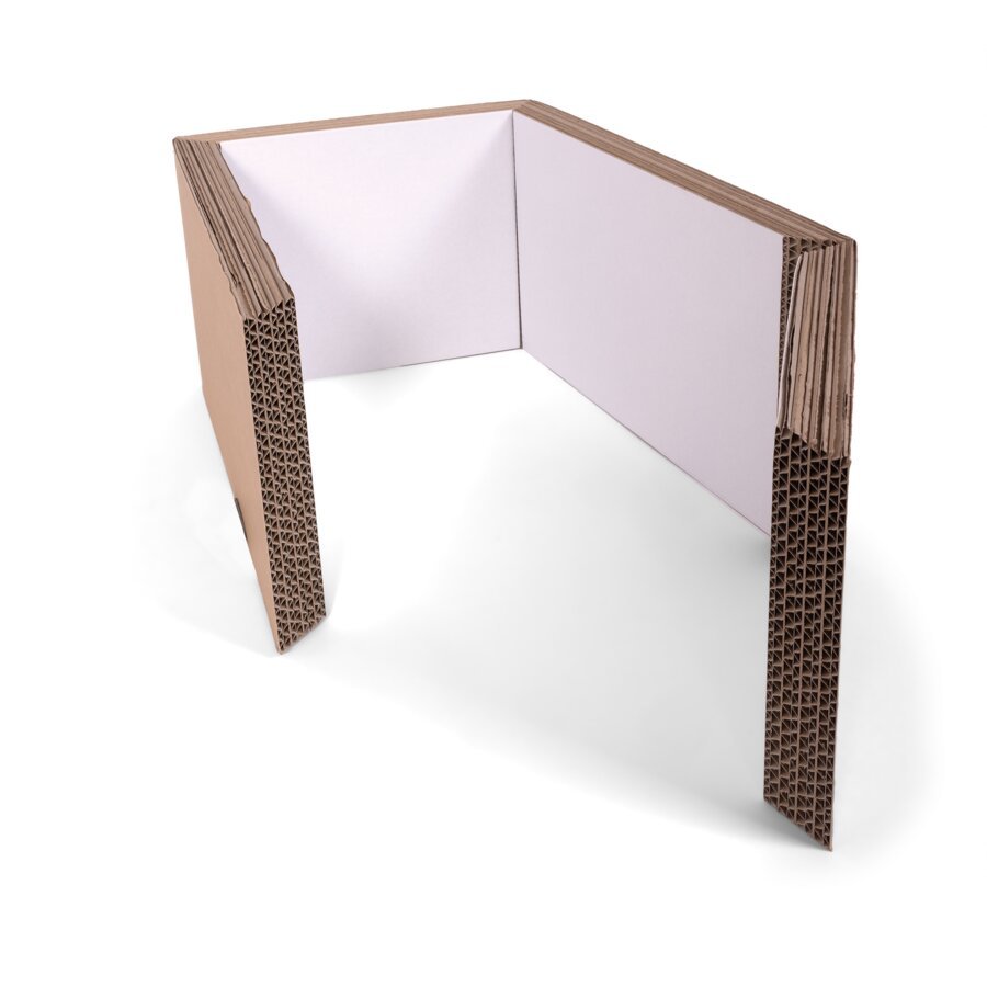 Die Isolierung wird als Ring in den Karton gesetzt Die Isolierung wird als Ring in den Karton gesetzt