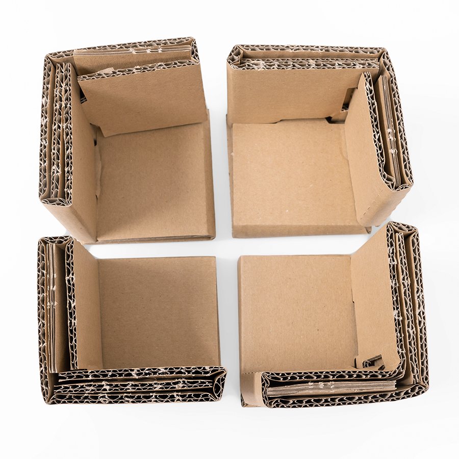 3-seitige Schutzecken aus extrem stabiler, 3-lagiger Doppelwellpappe 3-seitige Schutzecken aus extrem stabiler, 3-lagiger Doppelwellpappe