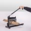 Einfache und Ergonomische Bedienung Eingelegte Kantenschutzleiste in Schneidegerät