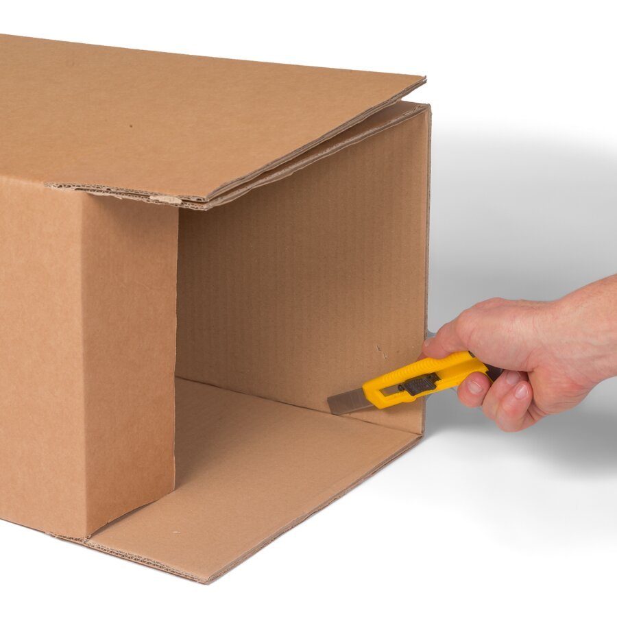 Zum Schlieen die Enden einfach mit dem Cuttermesser einschneiden, zuklappen, fertig!