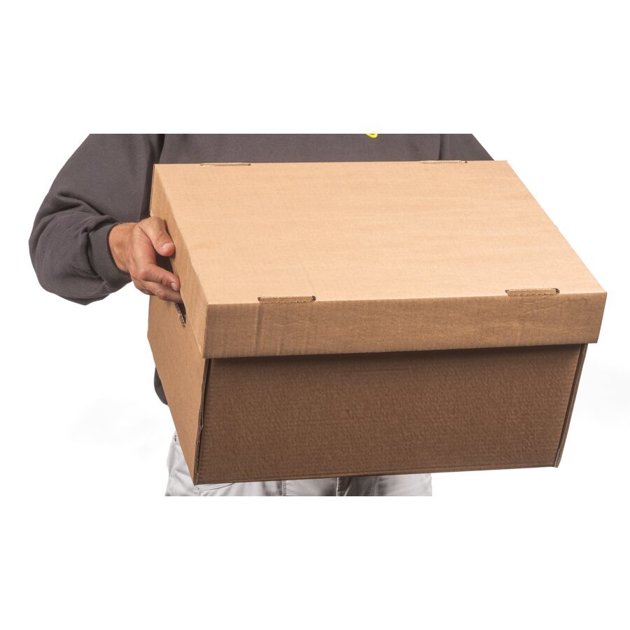 Auch mit 90 mm hohem St�lpdeckel l�sst sich die Box bequem an den Tragegriffen transportieren