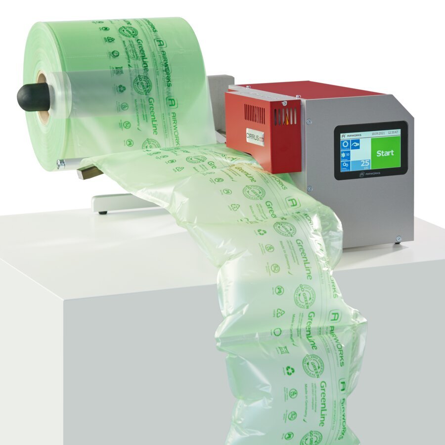 Eine CIRRUS-Folienrolle entspricht in etwa 10 S�cken Verpackungschips