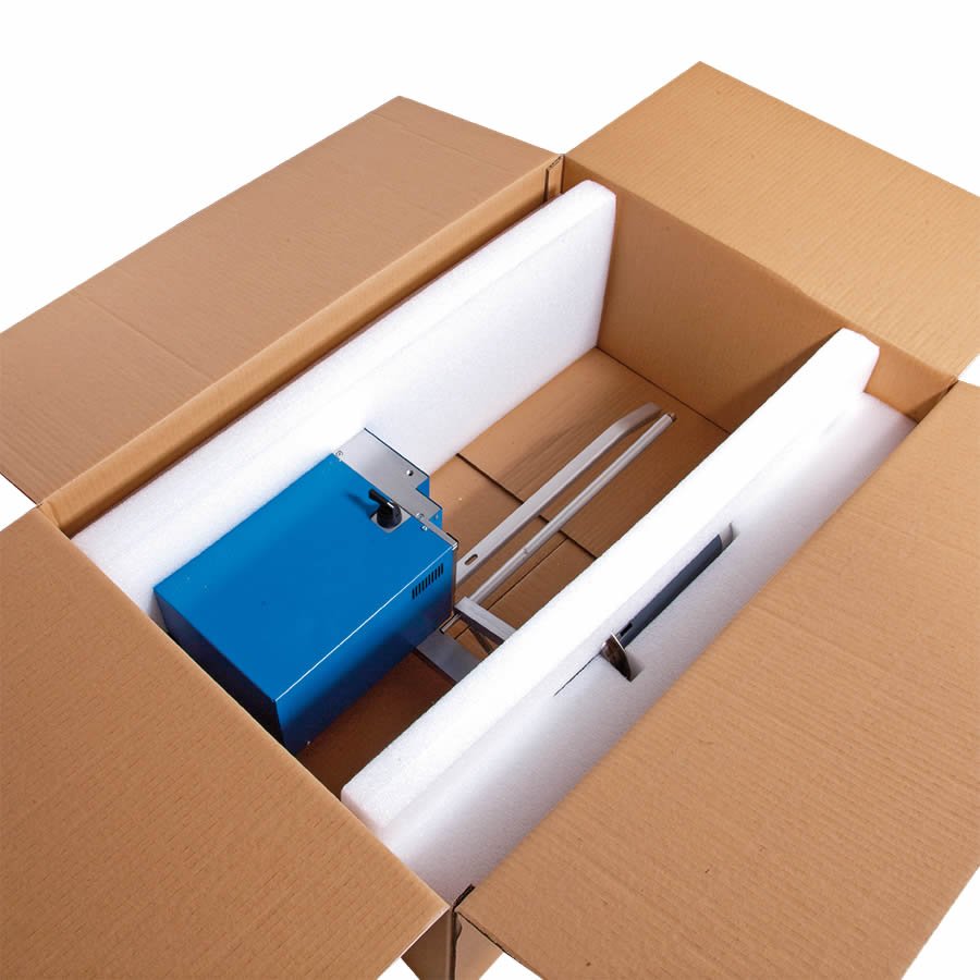 Faltschachteln mit Zusatz von Schaumstoff. Faltkartonagen - Mittelgroße Faltschachtelkartons