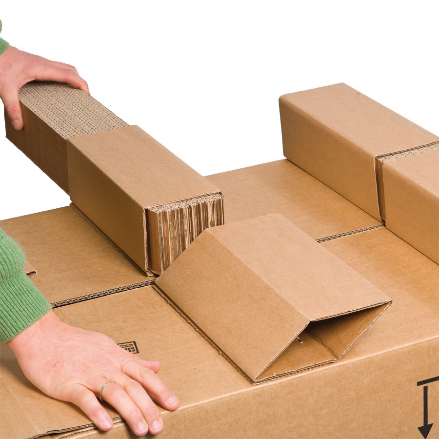 Die Palettenfüße können ganz einfach eingeschoben werden Die Palettenfüße können ganz einfach eingeschoben werden