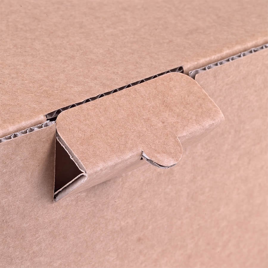 ... und dank Steckverschluss ganz einfach ohne Klebeband verschlossen ... und dank Steckverschluss ganz einfach ohne Klebeband verschlossen