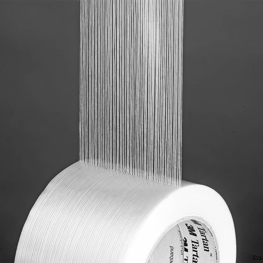 Es ist offiziell zugelassen für die Verklebung von Gefahrgut-Kartons Es ist offiziell zugelassen für die Verklebung von Gefahrgut-Kartons