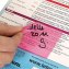 Die Notizzettel sind leicht und rückstandsfrei ablösbar Die Notizzettel sind leicht und rückstandsfrei ablösbar