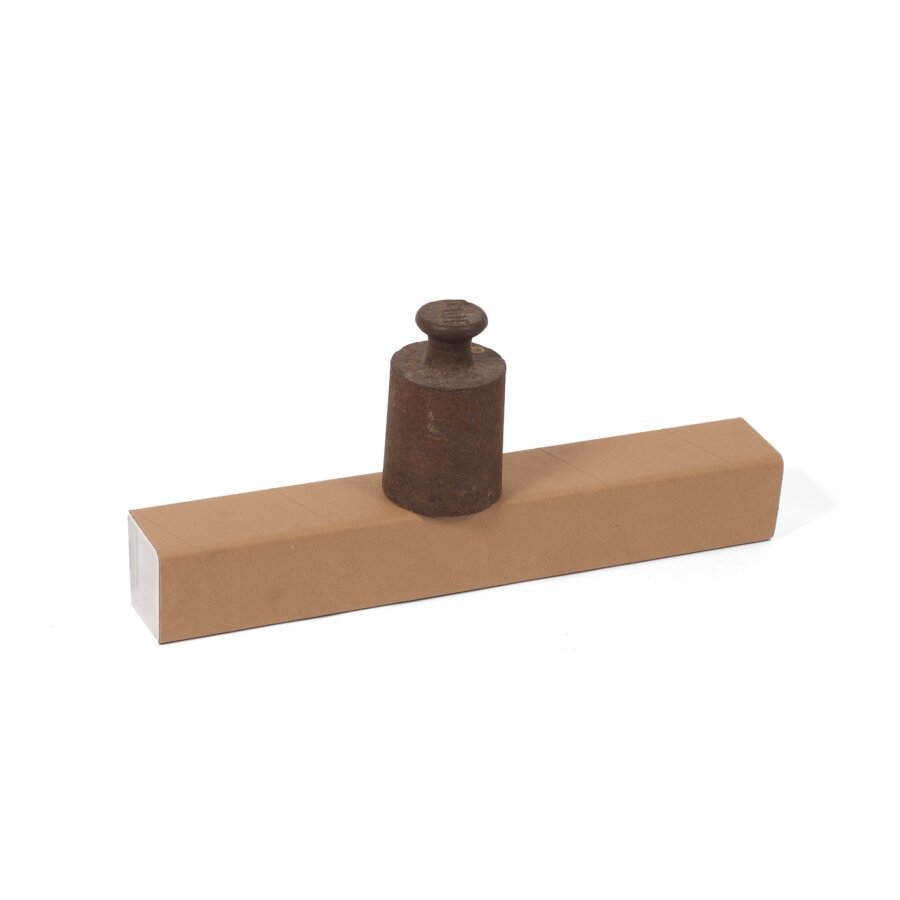 Die 2 mm starke Vollpappe hlt auch unter groen Belastungen stand