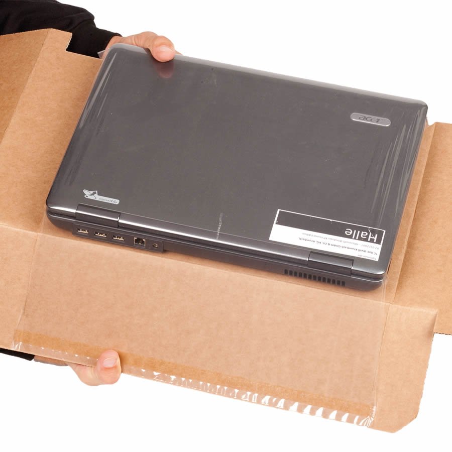 ... Seitenklappen nach unten drücken... ... Seitenklappen nach unten drücken...