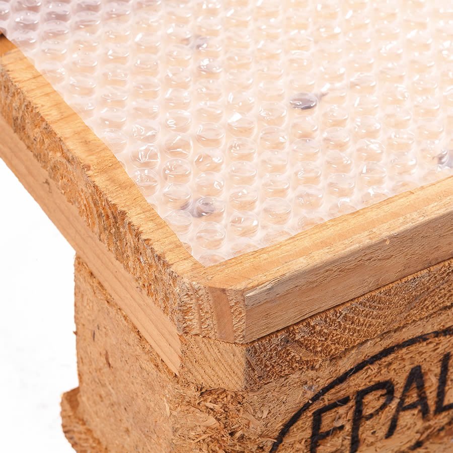 Zwischenlage aus Luftpolsterfolie Zwischenlage aus Luftpolsterfolie