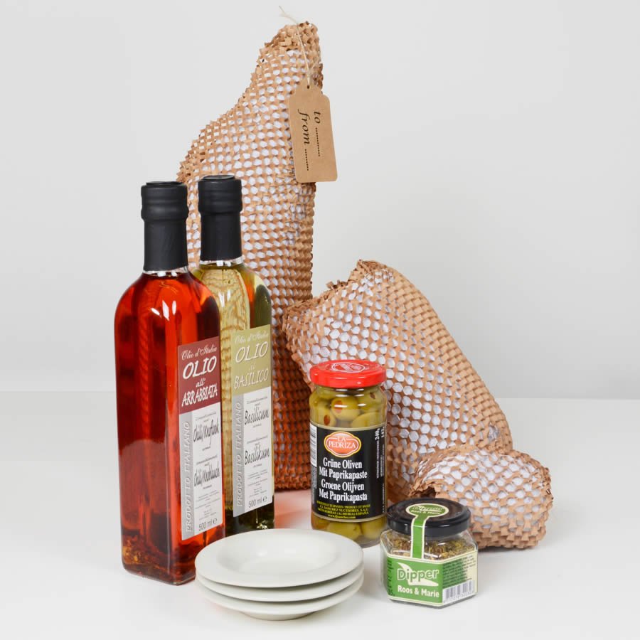 Besonders bei Feinkost-Artikeln hat sich die Geami WrapPak-Verpackung bewährt Besonders bei Feinkost-Artikeln hat sich die Geami WrapPak-Verpackung bewährt