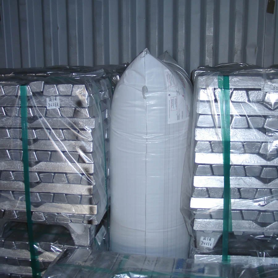 Stausäcke verhindern das Umkippen der Ladung Stausäcke verhindern das Umkippen der Ladung