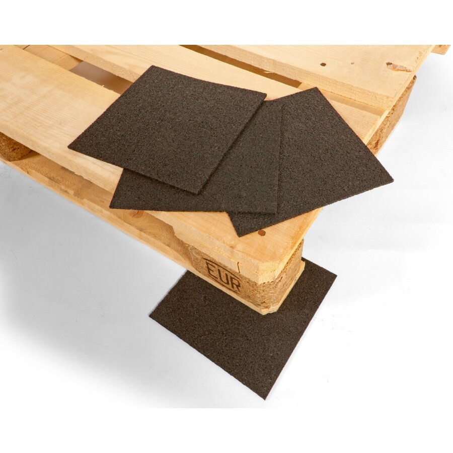 Ein Antirutsch-Pad-Zuschnitt unter jeder Ecke gengt, um die Palette zu stabilisieren