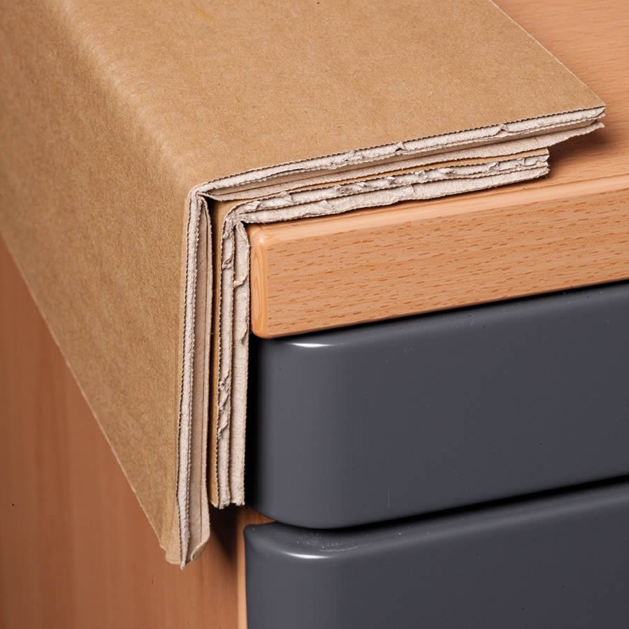 Polster- und Kantenschutz in einem Produkt, dank vierfacher Welle Polster- und Kantenschutz in einem Produkt, dank vierfacher Welle