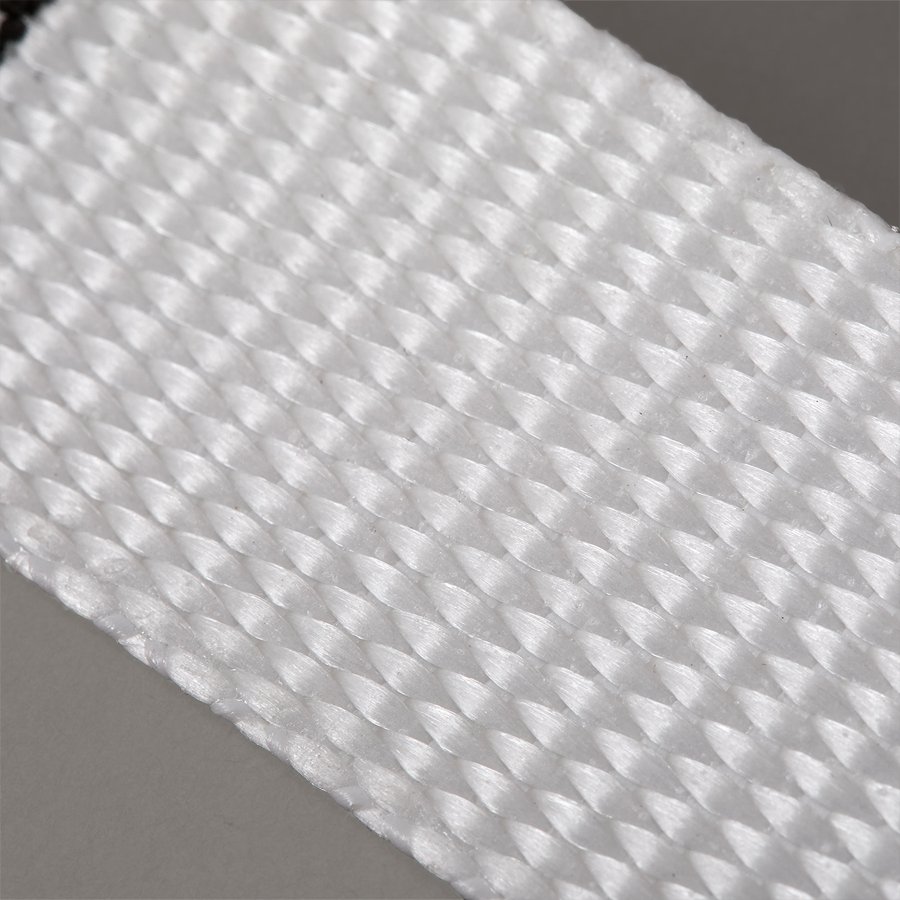 Hohe Reißfestigkeit (lineare Bruchlast von 2.000 bis 5.000 daN) Hohe Reißfestigkeit (lineare Bruchlast von 2.000 bis 5.000 daN)