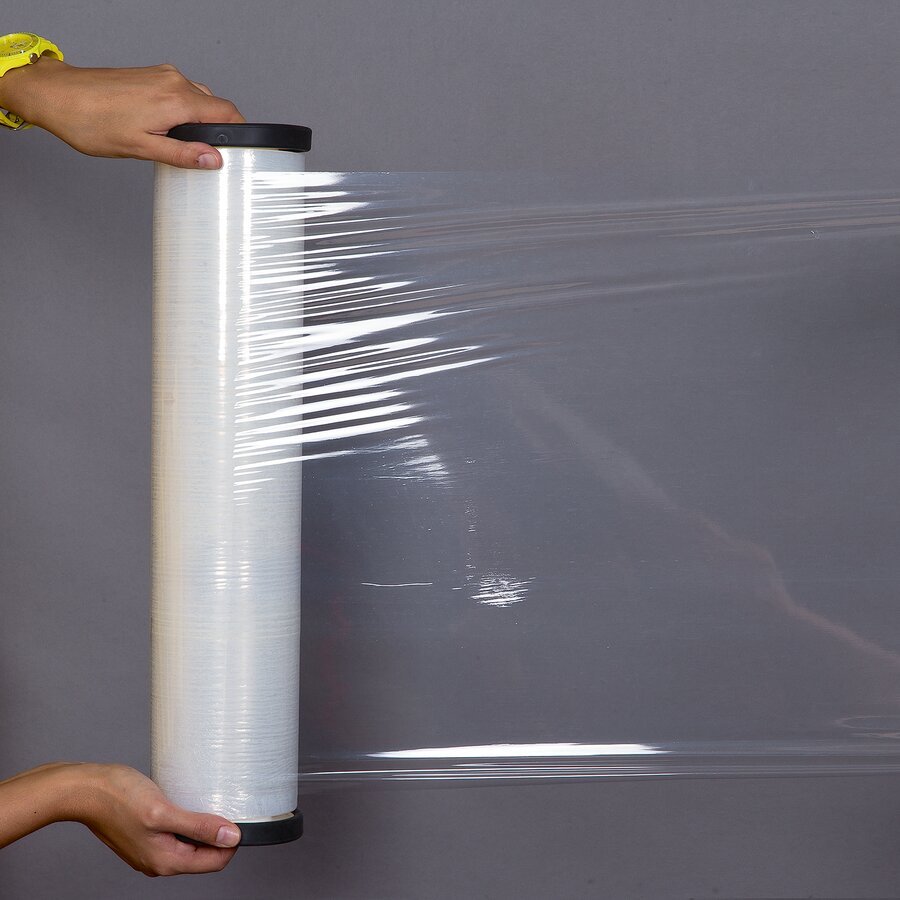 Vorgedehnte Handstretchfolie mit extra glatten Auenseite verhindert das Ankleben anderer Dinge