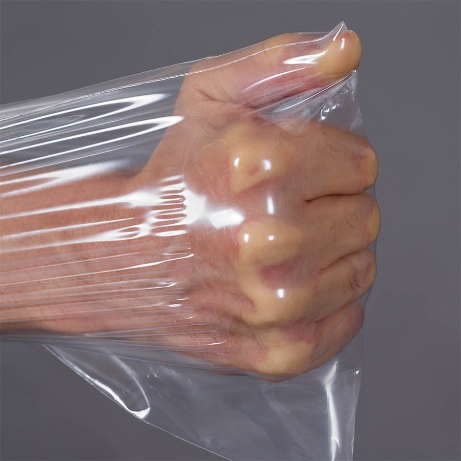 Hohe Dehnbarkeit: Auch unter Spannung bleibt die Folie stabil Hohe Dehnbarkeit: Auch unter Spannung bleibt die Folie stabil