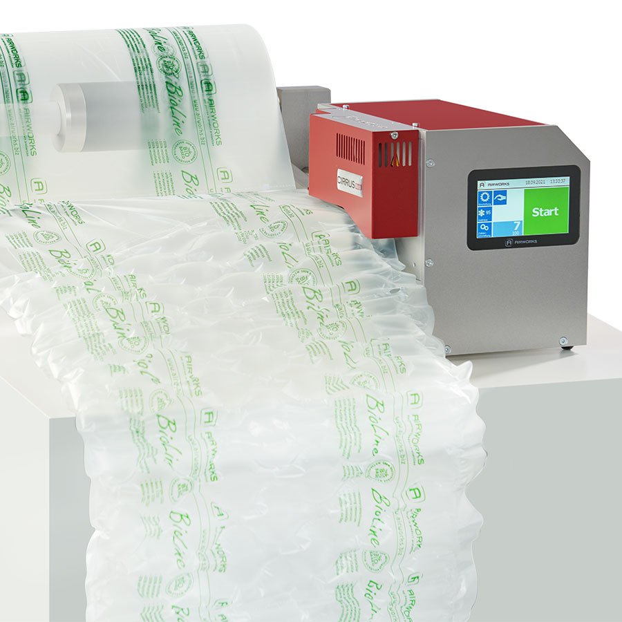 Das leistungsstarke Cirrus Maxx Luftkissensystem mit Display produziert neben Kissen auch Luftpolster-Matten Das leistungsstarke Cirrus Maxx Luftkissensystem mit Display produziert neben Kissen auch Luftpolster-Matten