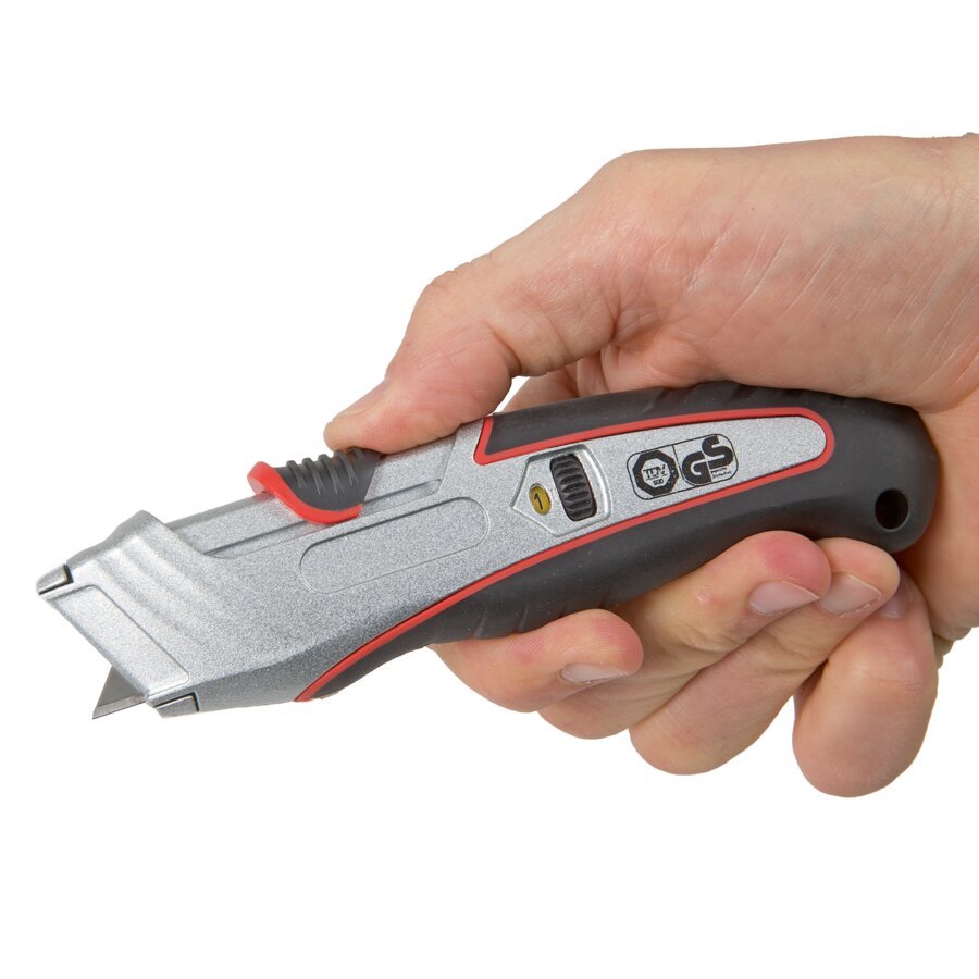 Mit automatischem Klingenrckzug