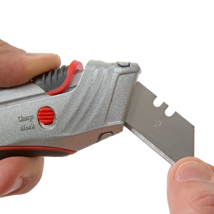 Einfacher Klingenwechsel dank Sicherungsriegel