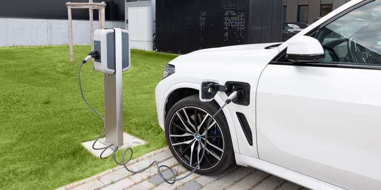 Elektro-Ladesäulen für Mitarbeiter