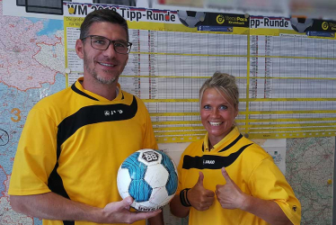 Gratis XXL Spielplan mit Tippspiel zur WM 2018